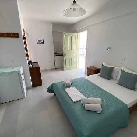 Asiminas * Naxos City