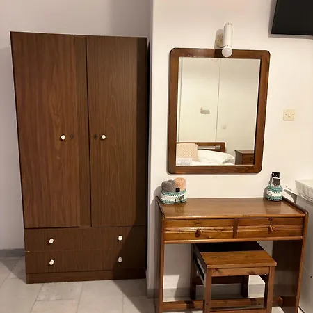 Asiminas מלון קפסולה